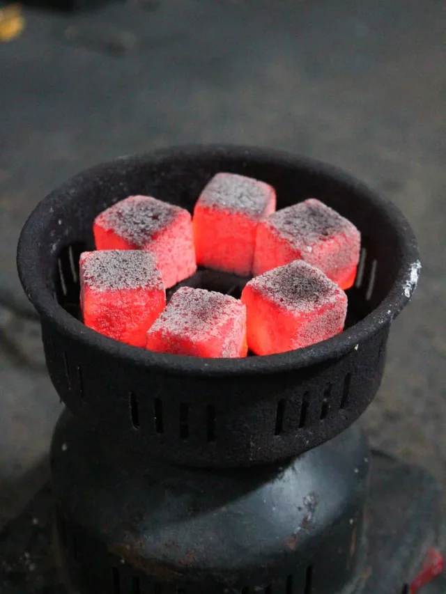 Foto produk Coconut Charcoal Briquettes